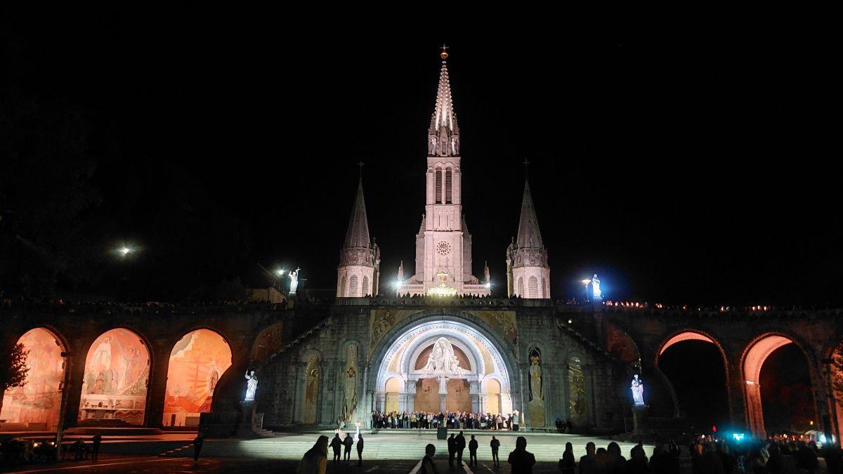 13.10.25.jpg_1932876625